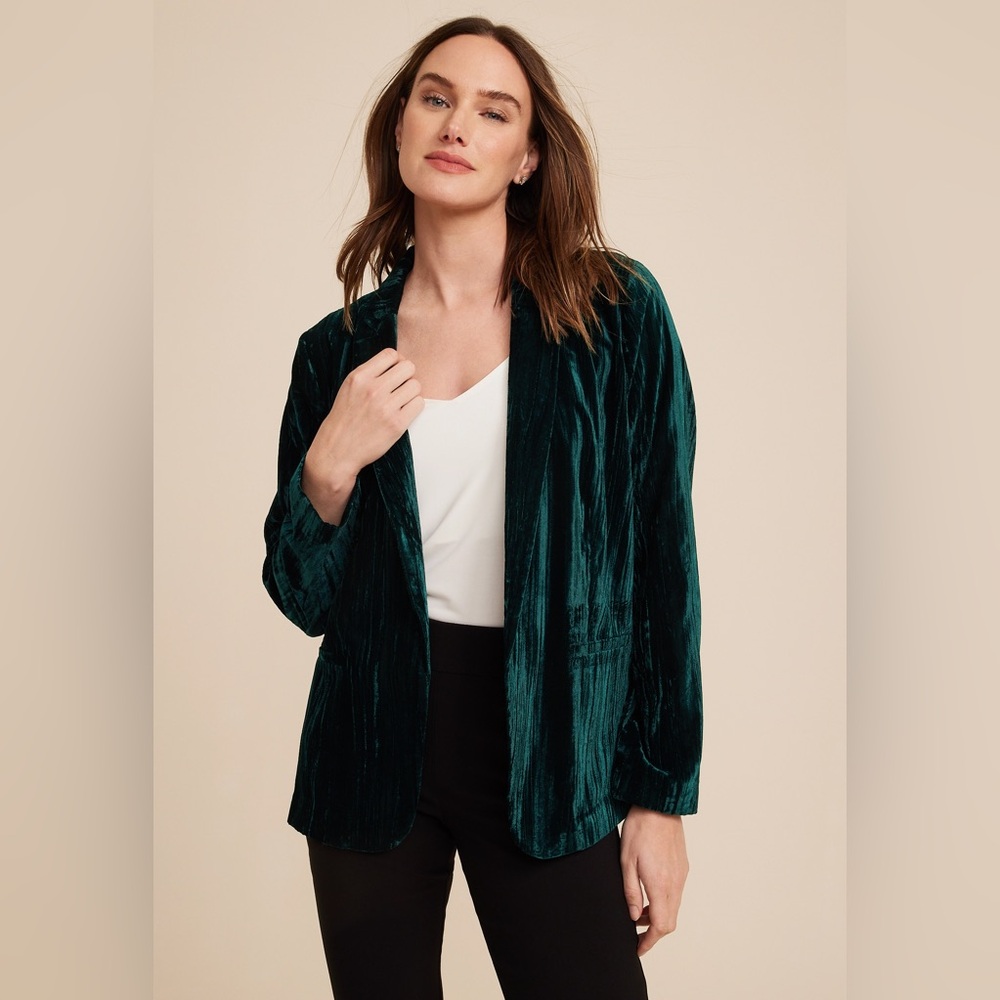NWT Maurices Versa Green Velvet Blazer size 2X